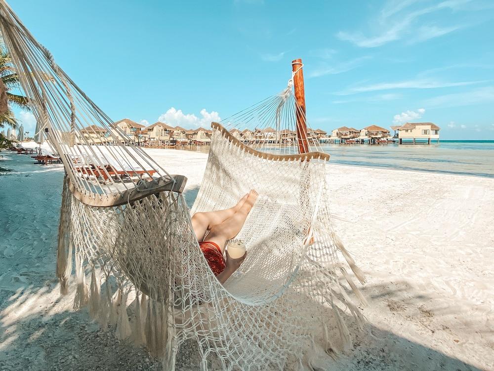 Palafitos Overwater Bungalows Catamaran, Cenote & More Inclusive (Adults Only) Плайя-дель-Кармен Екстер'єр фото